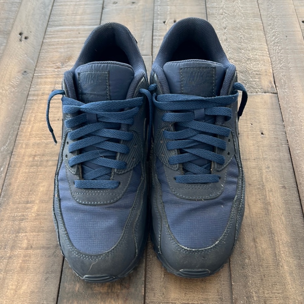 Blue Nike Air Max 90 Midnight Navy Size 9.5